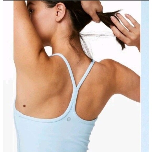 Lululemon Power Y Tank Luon Breezy Blue Size 4 Gym Workout Yoga - Picture 2 of 10